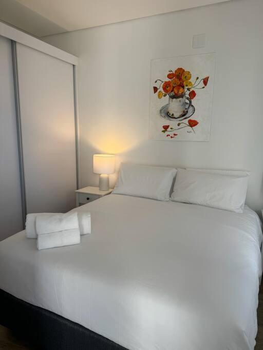 2 Bed Luxury Flat - George Mountain View With Pool Apartment Exterior photo